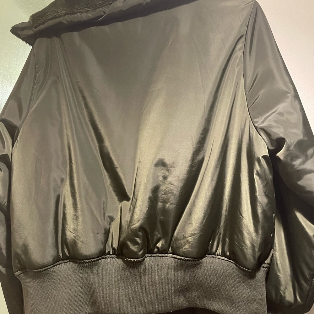 ❌SOLD❌Bomber Jacket - Picture 3 of 3